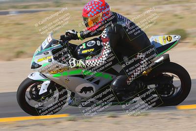 media/Oct-08-2022-SoCal Trackdays (Sat) [[1fc3beec89]]/Turn 9 Inside (10am)/